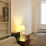 Comfortable Apartment With Beautiful Brightness